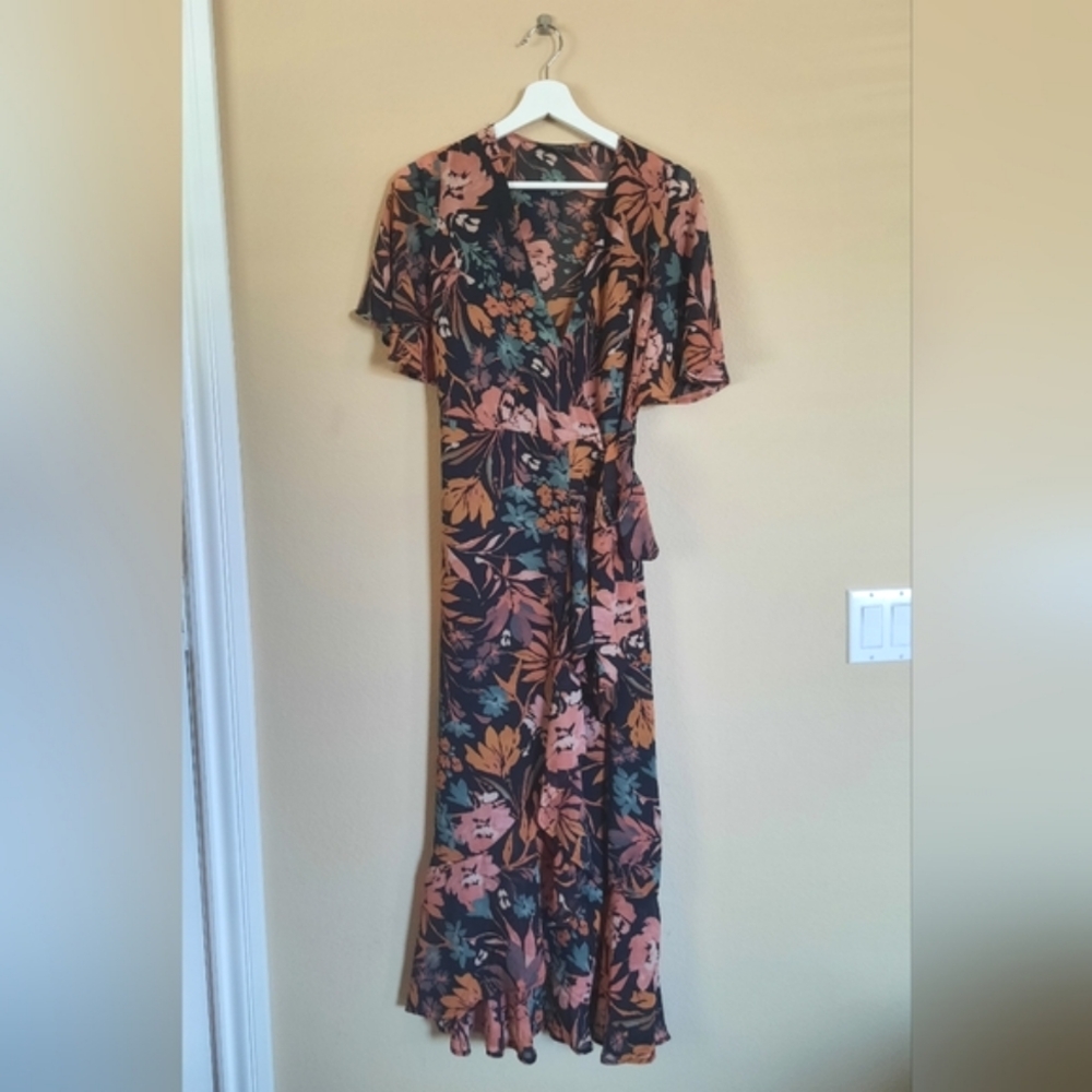 BNWT Dress Forum Small Floral Chiffon Wrap Dress Midi Wedding Baby Shower Bridal